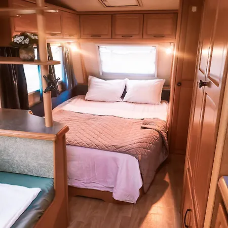 Kemping Caravan Laguna - Free Parking