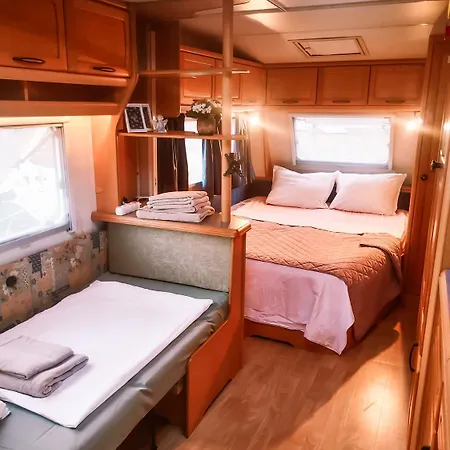 Caravan Laguna - Free Parking
