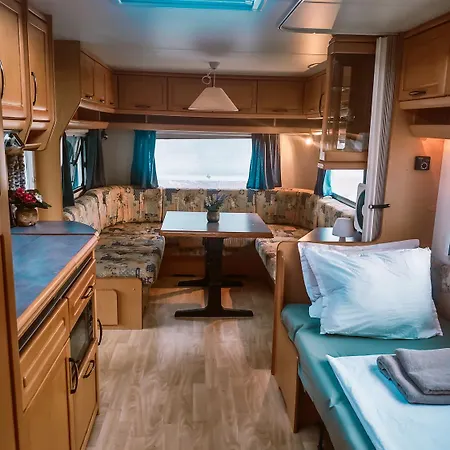 Caravan Laguna - Free Parking Topola