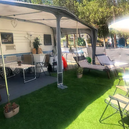 Kemping Caravan Laguna - Free Parking