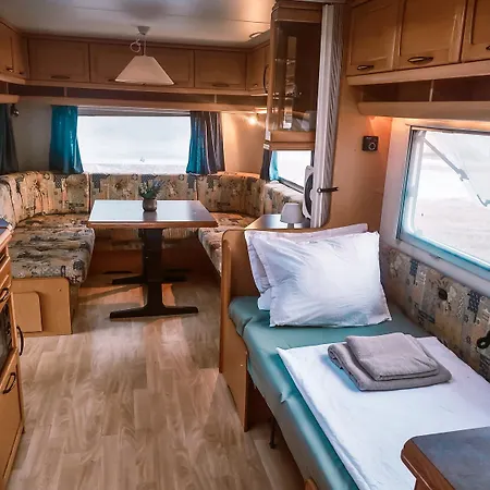 Caravan Laguna - Free Parking Topola